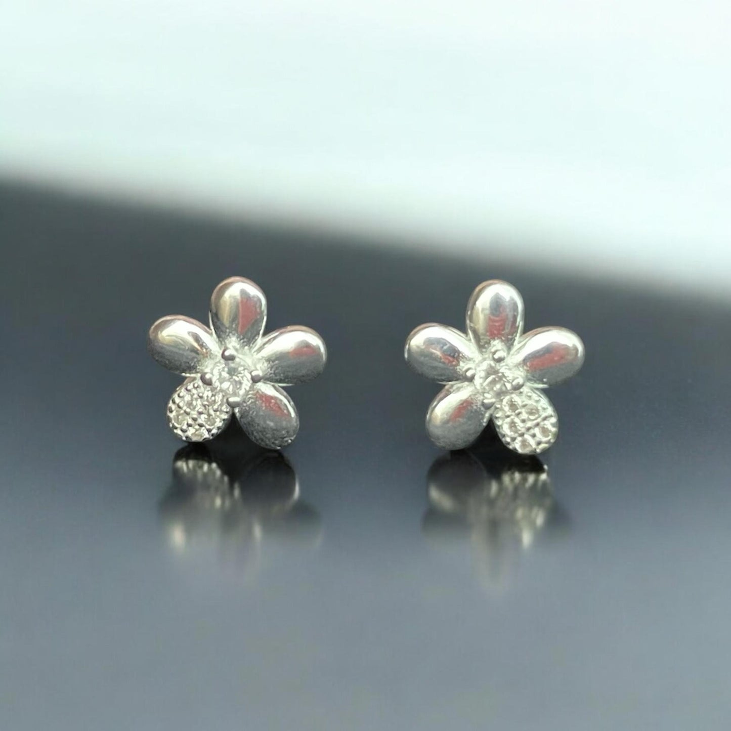 Aretes Flor 5 Pétalos Plata Ley 925