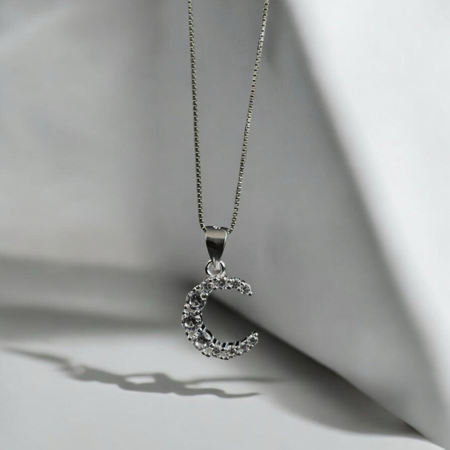 🌙 Cadena y Dije Destello De Luna Plata Ley 925 🎁 ¡Llévate gratis los Aretes +paño de limpieza + envío GRATIS!