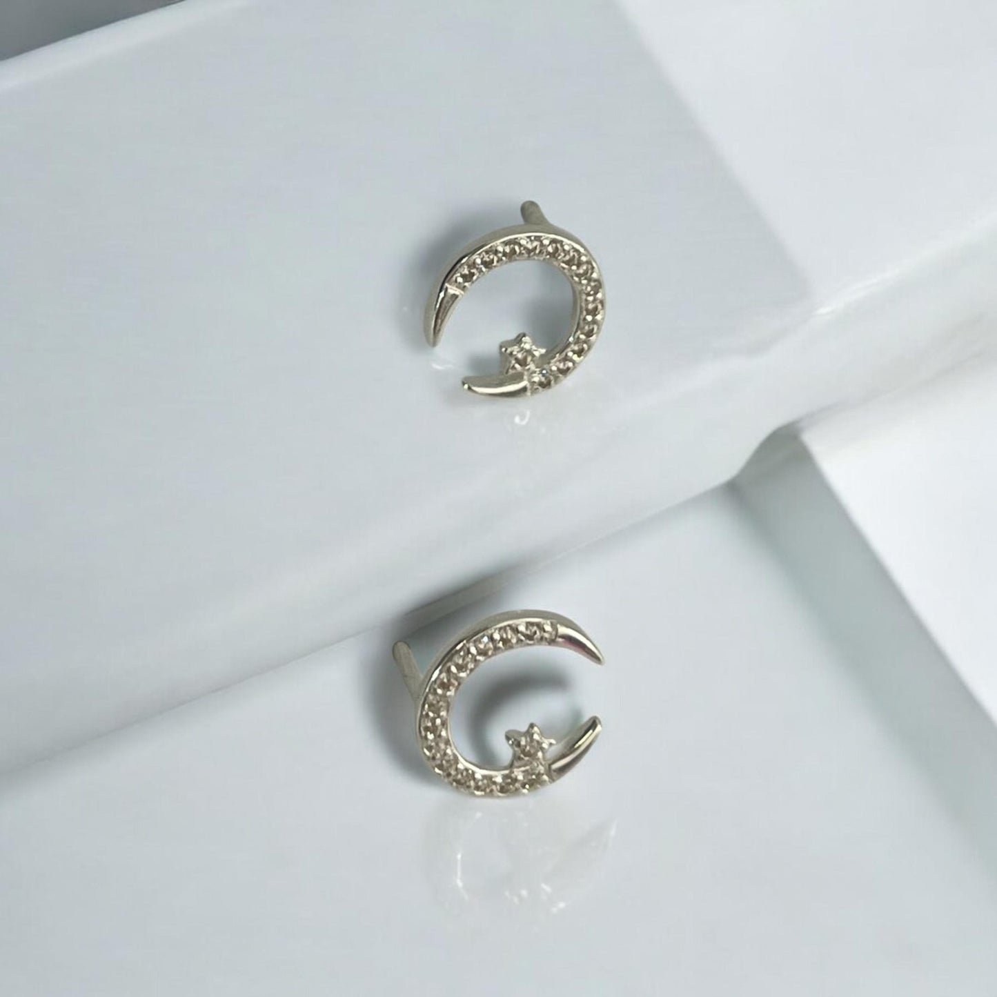 🌟 Cadena y Dije Luna Estrellada Plata Ley 925 🎁 ¡Llévate gratis los Aretes + paño de limpieza + envío GRATIS por tiempo limitado!