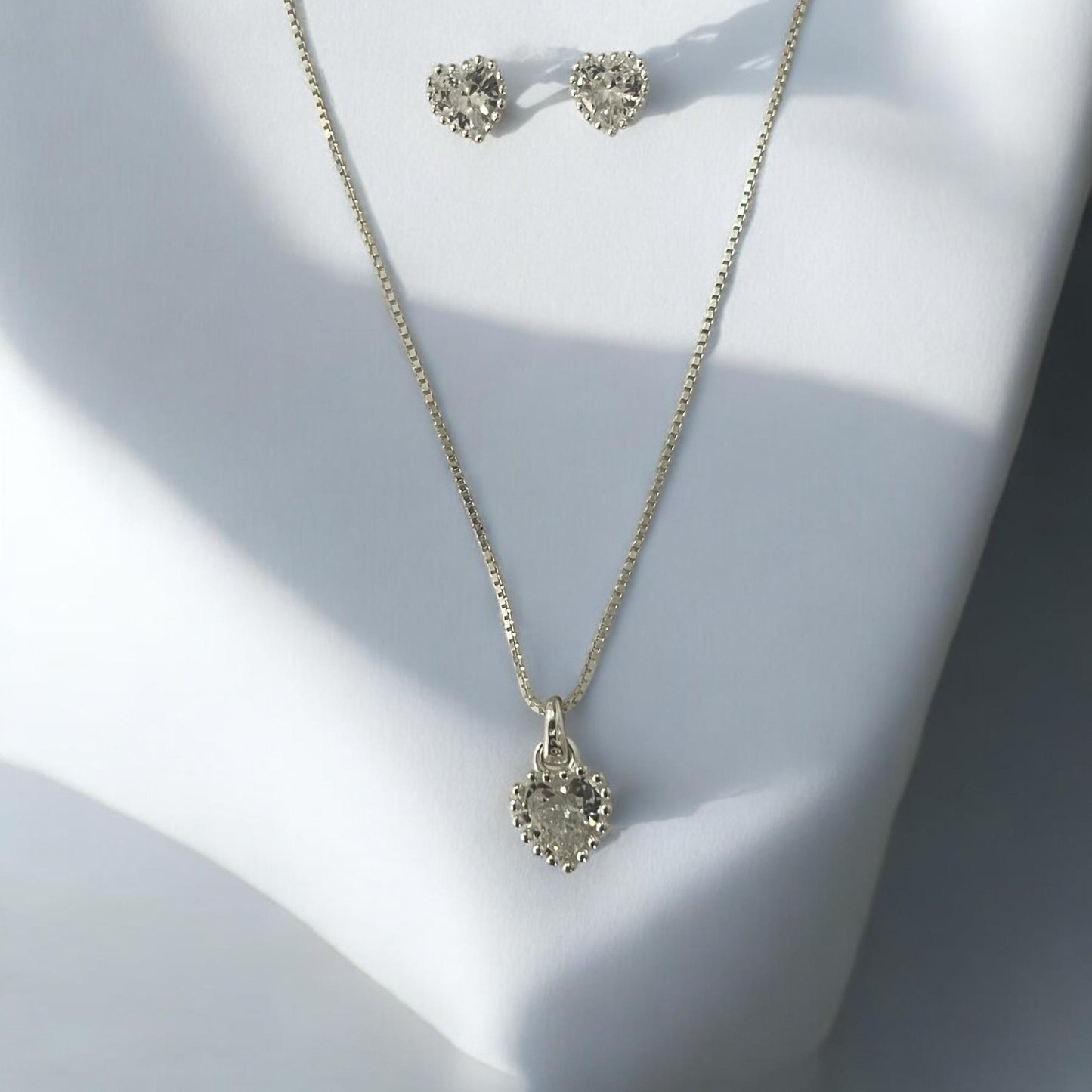 Cadena y Dije Corazón Circón Plata Ley 925 🎁 ¡Llévate gratis los Aretes +paño de limpieza + envío GRATIS por tiempo limitado!